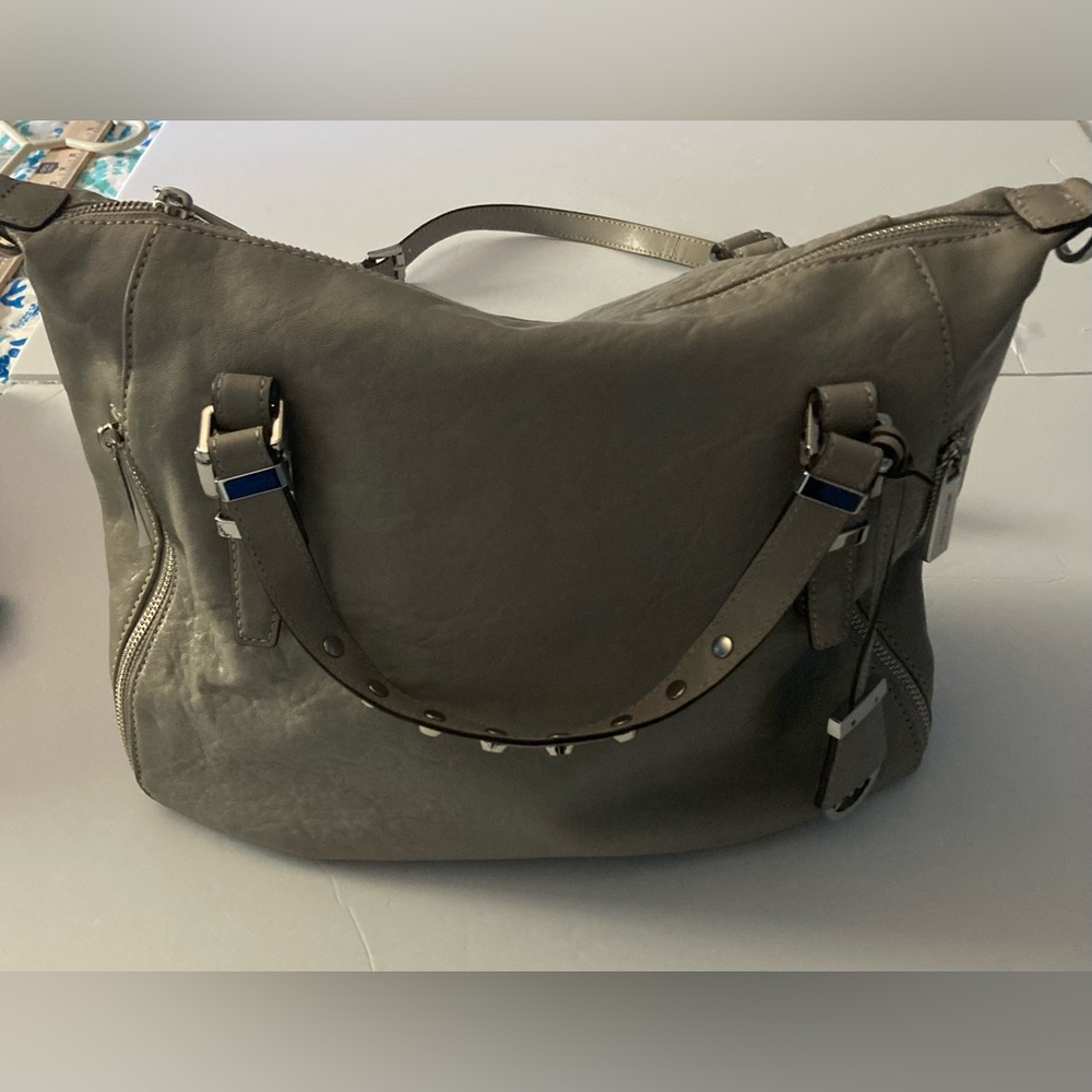 Michael Kors Gray leather bag with studded handles and Shoulder strap - Picture 6 of 13